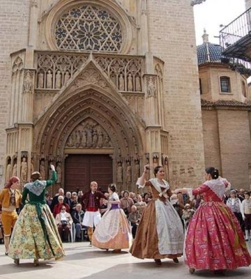 balls-al-carrer-1